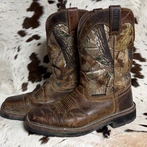 Justin Camouflage Western work boots Size 8.5 T1